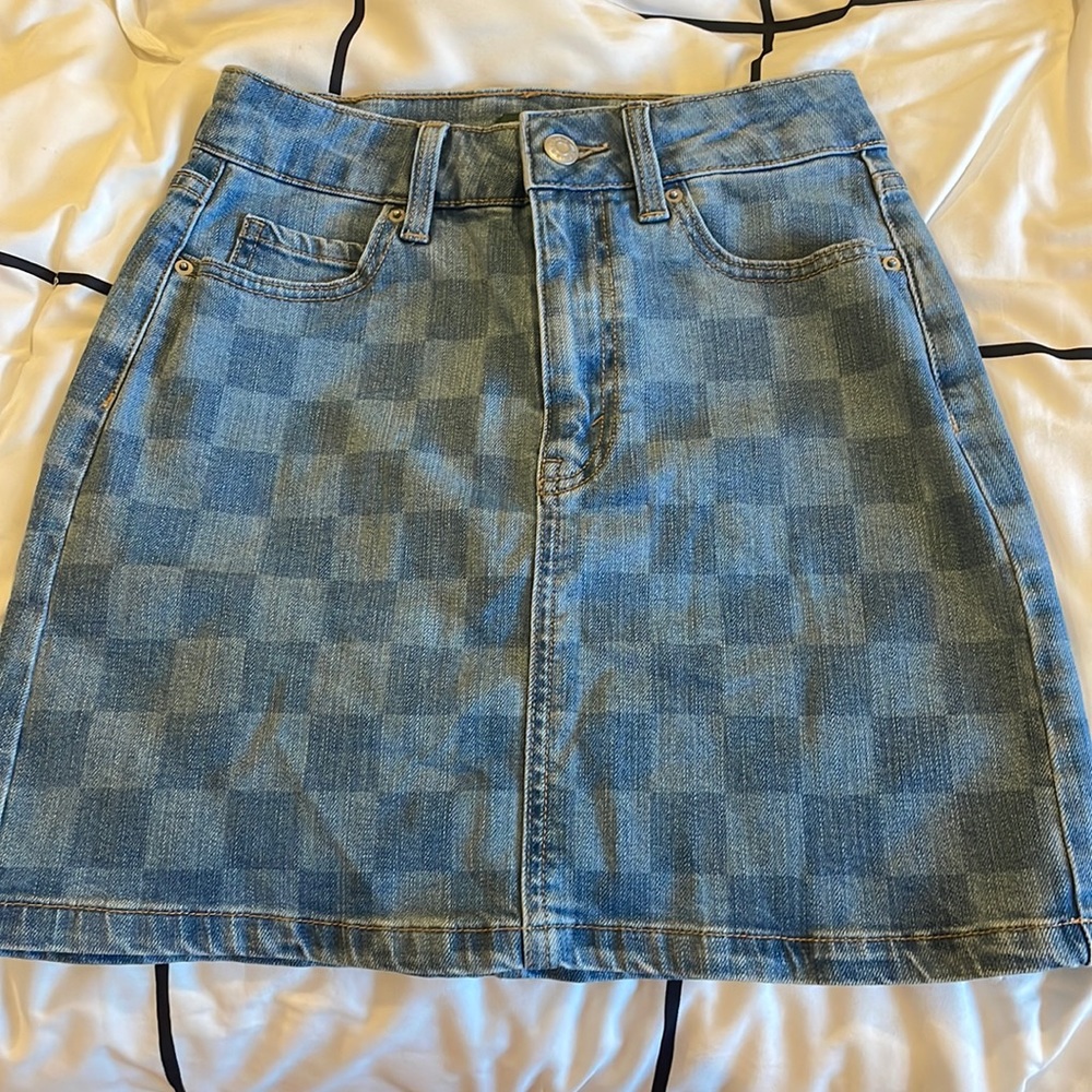 Checker Pattern Jean Skirt